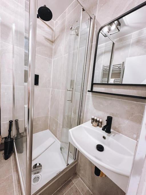 Modern Flat In Central Londra Dış mekan fotoğraf